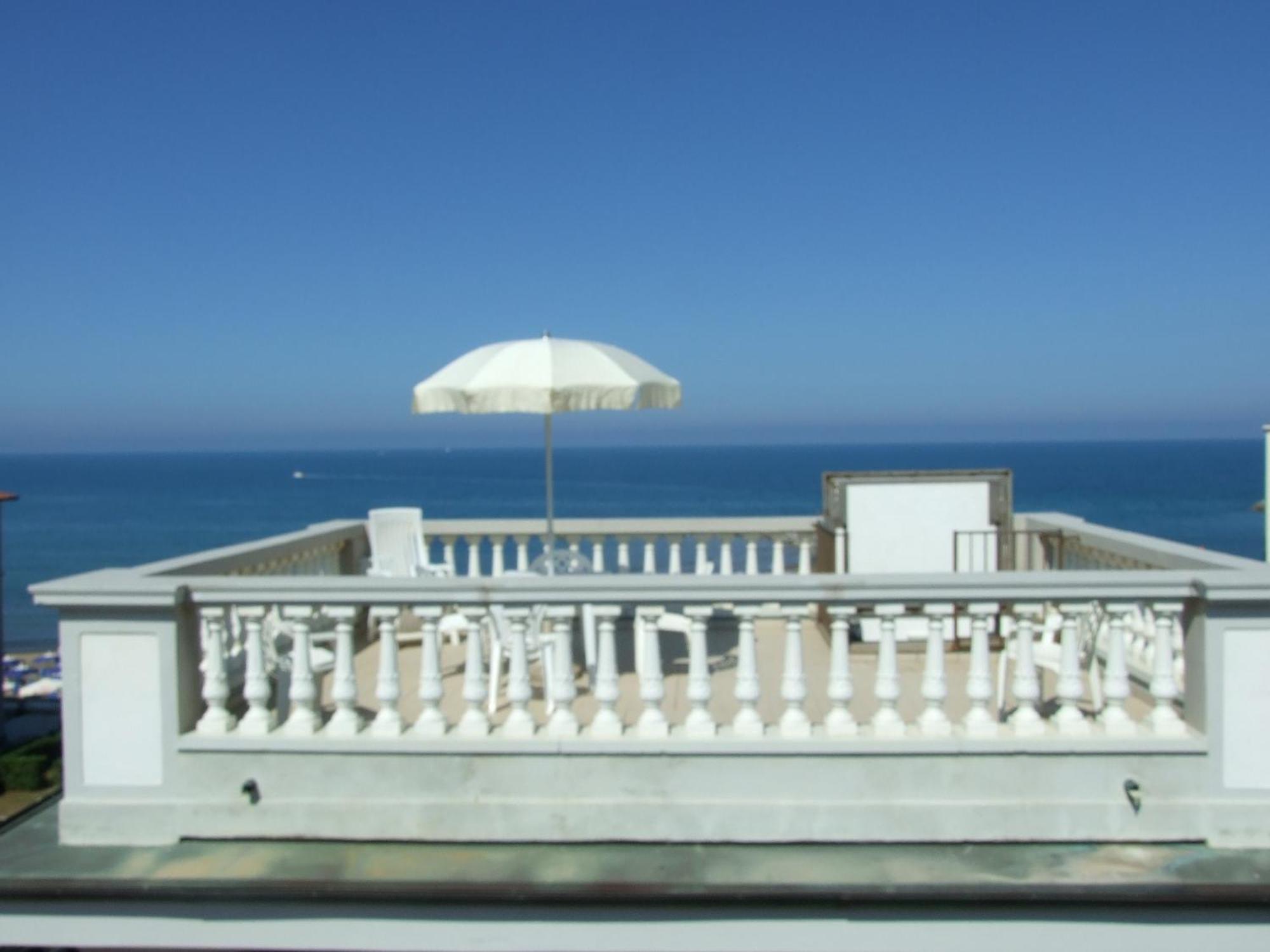Residence Villa Piani San Vincenzo Bagian luar foto